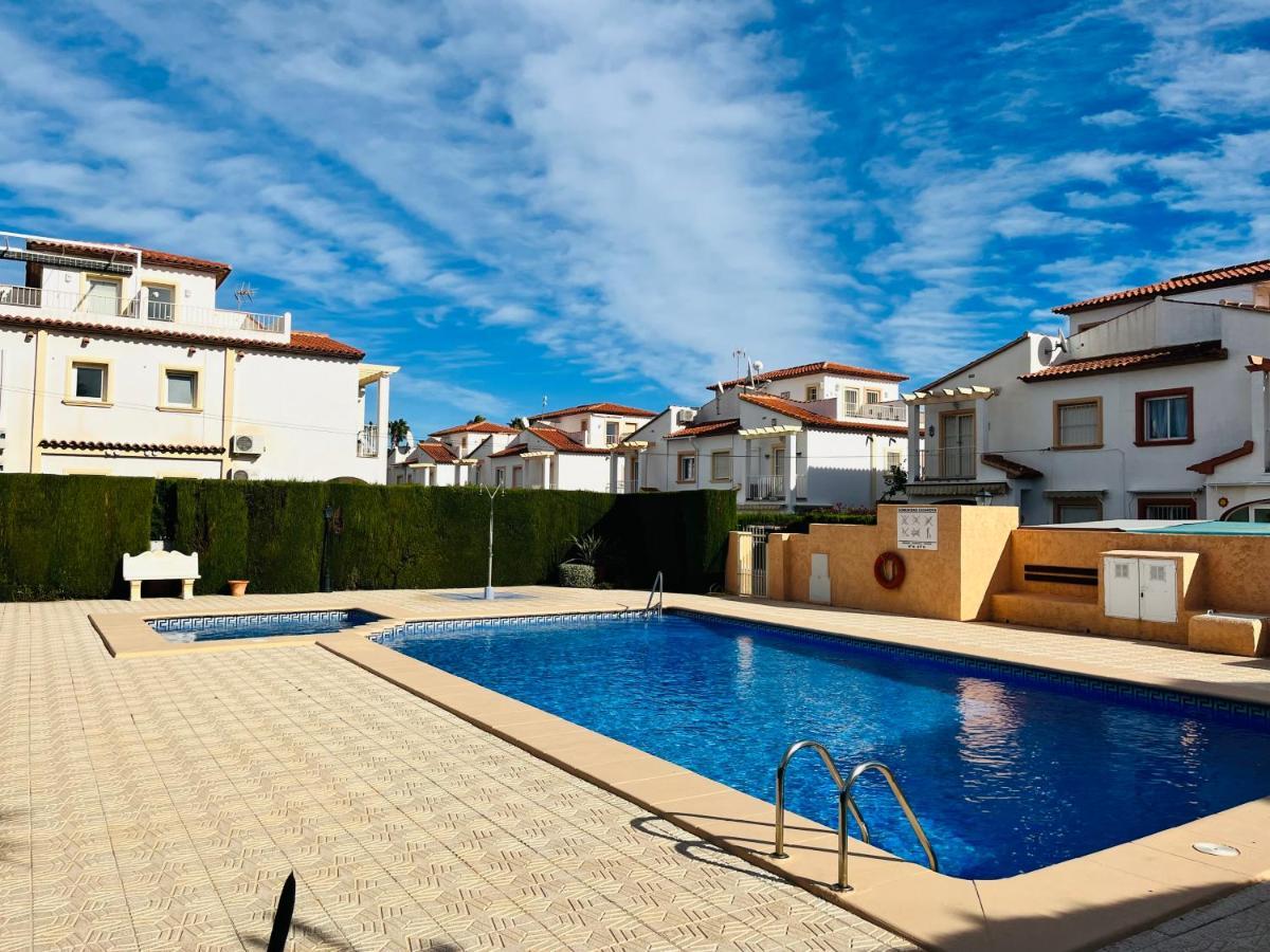 Ferienwohnung Bougain-Casa Calp Exterior foto